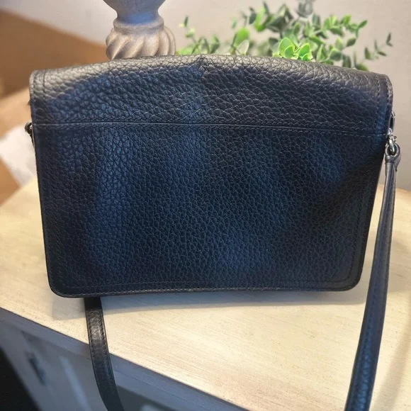 Kate Spade Pebbled Leather black Crossbody Bag - Picture 3 of 12